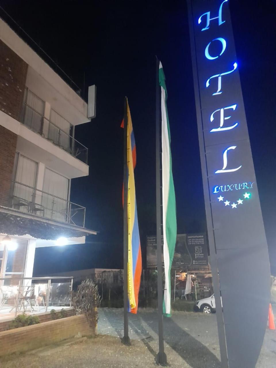 Luxury Hotel 산타 로사 데 카발 외부 사진